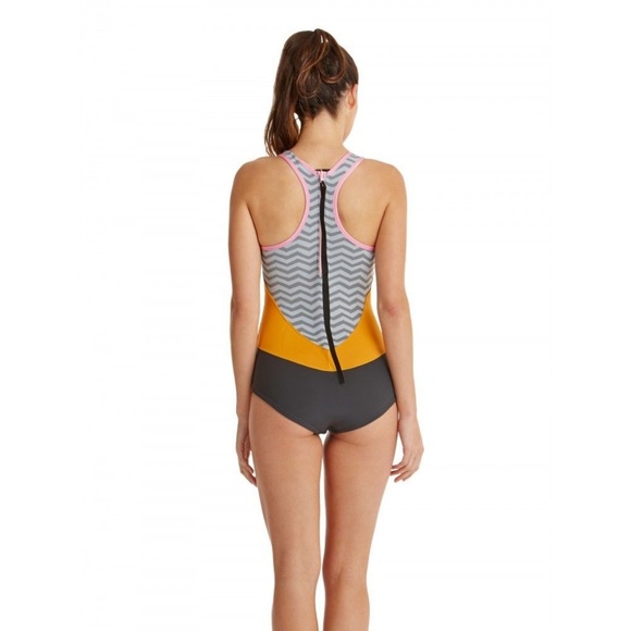 Roxy XY 1MM Bikini Short John Springsuit Size 6 - Picture 4 of 5